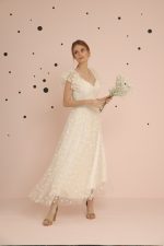 Easton - Image 7