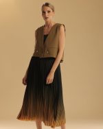 Benicio Vest in Olive