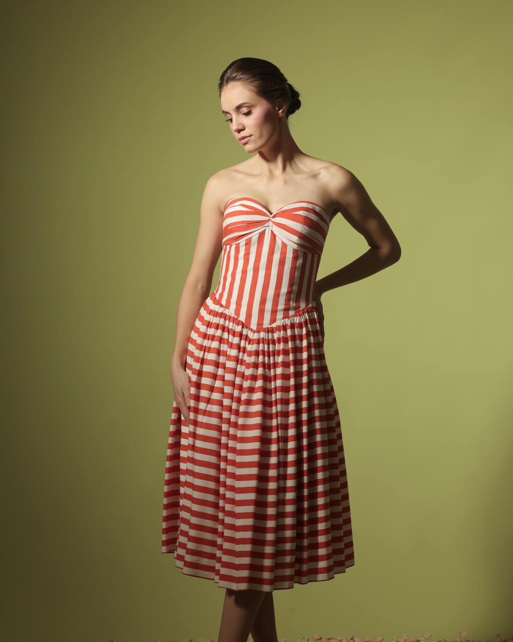 Aubin in Red and Cream