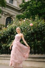 Ivie in Pink - Image 9
